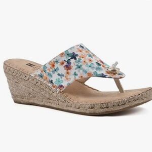 WHITE MOUNTAIN Women's Beachball Espadrille Wedge Sandal size 6.5